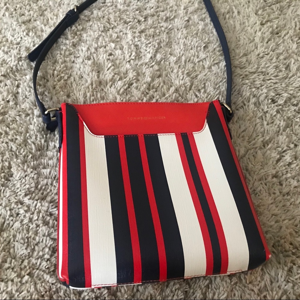 Tommy Hilfiger Crossbody Bag